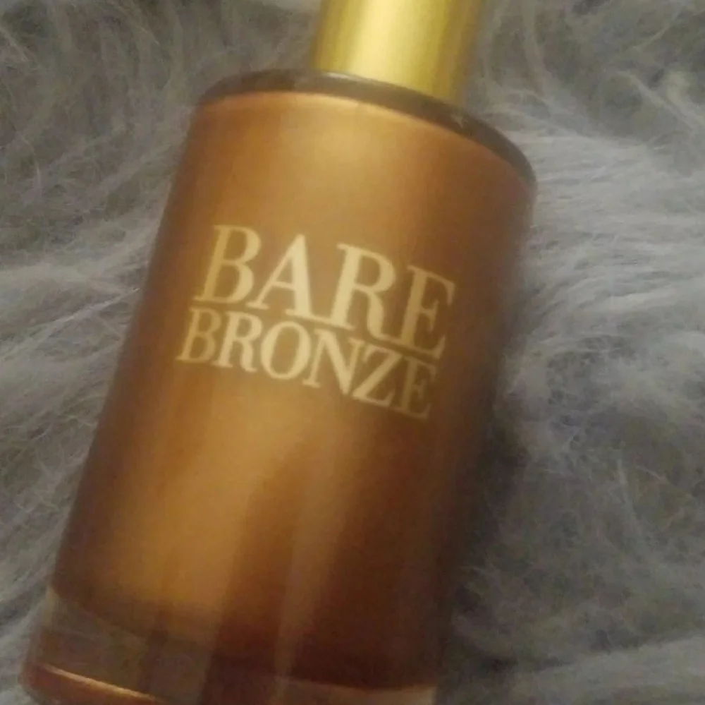 🆕️RARE🆕 Victoria Secret Bare Bronze Melted Gold